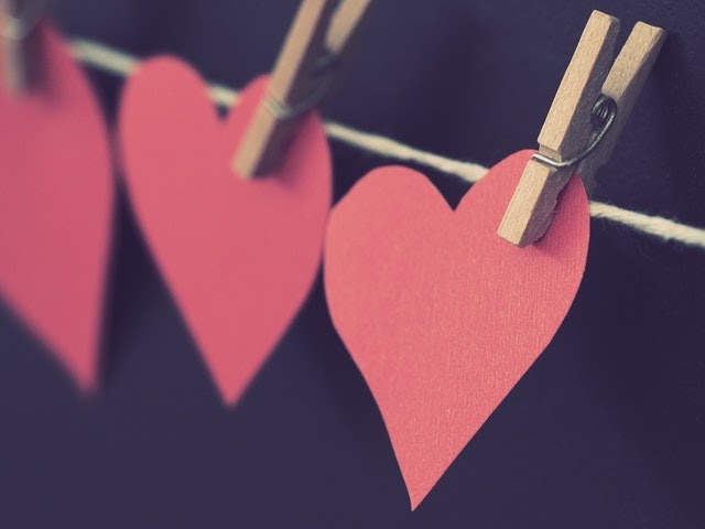 photo-of-red-heart-shaped-paper-hanging-on-rope-786799_904